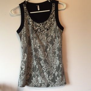Maurice’s lace tank
